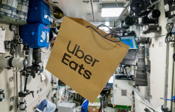 Uber Eats Made the First Food Delivery to Space This Weekend